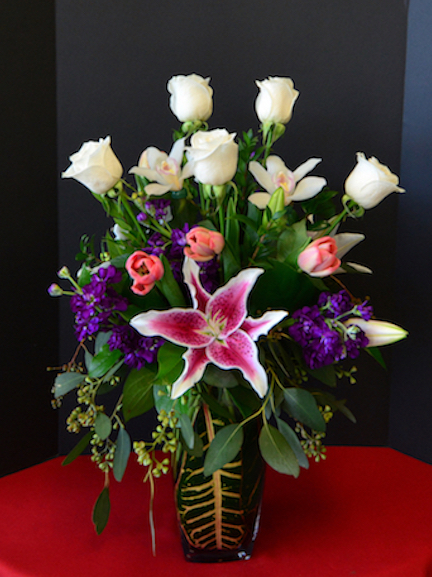 Mixed Roses Arrangements with Roses and other Beautiful Flowers